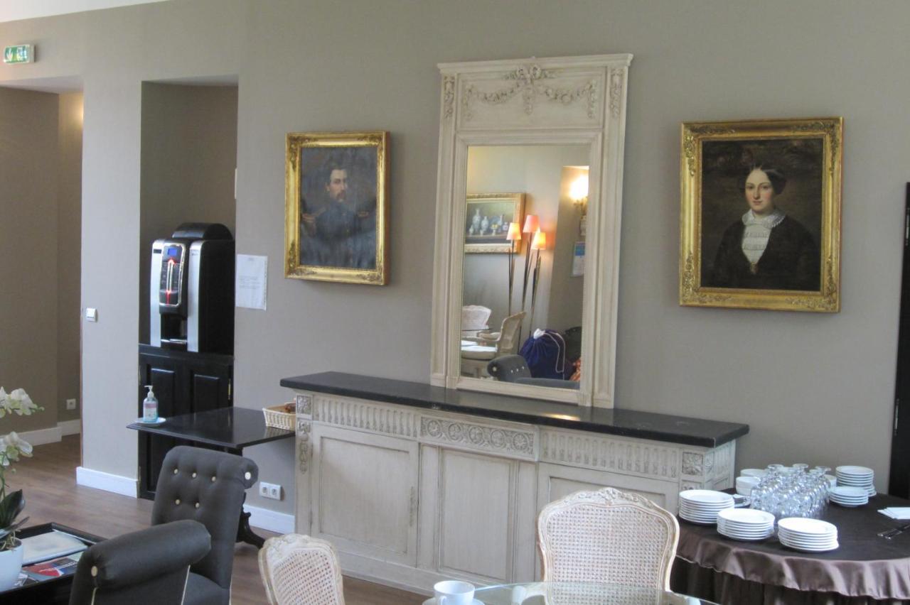 בורז'ה Chateau De Lazenay - Residence Hoteliere מראה חיצוני תמונה
